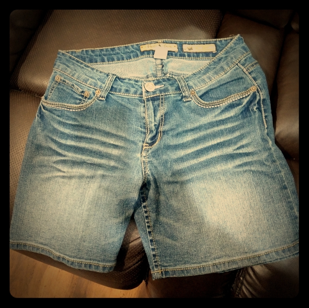 Vanilla Star Jean shorts